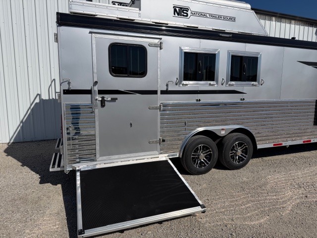 Trailer Photo 8